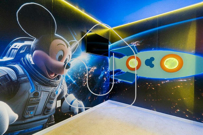 Casa 8Q no Windsor Westside c/ Piscina Privativa