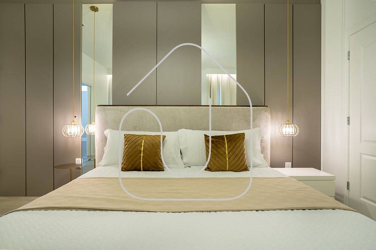 8BR Windsor Westside Home w/ Private Pool