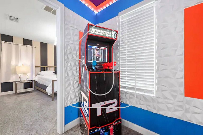 Casa 9Q no Storey Lake c/ Piscina Cinema e Games