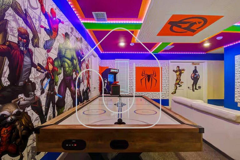 Casa 9Q no Storey Lake c/ Piscina Cinema e Games