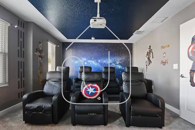 Casa 9Q no Storey Lake c/ Piscina Cinema e Games