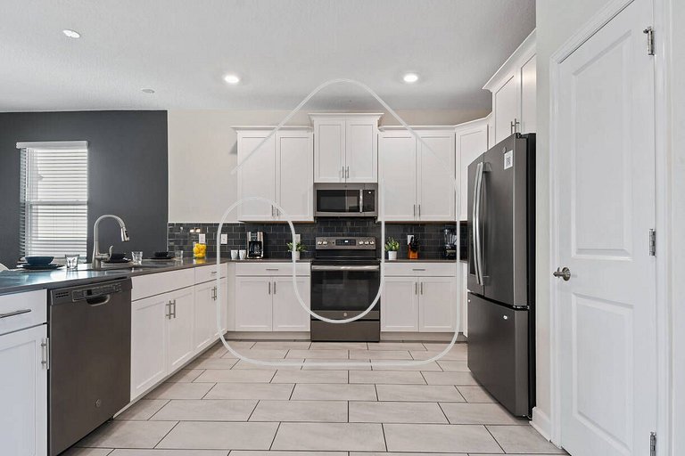 9BR Storey Lake Home w/ Pool, Theater & Game Room