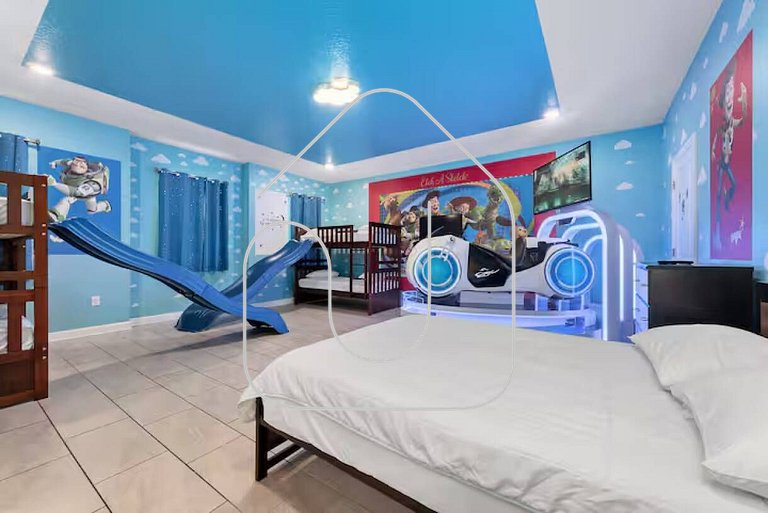 Casa 9Q no Storey Lake c/ Piscina Cinema e Games