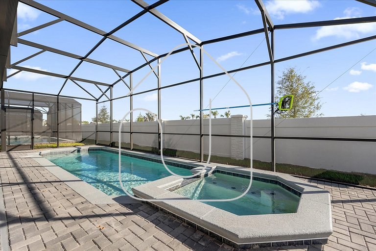 6BR Windsor Cay Home w/ Private Pool