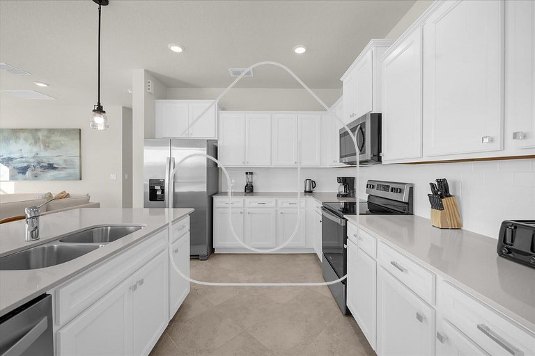 6BR Windsor Cay Home w/ Private Pool