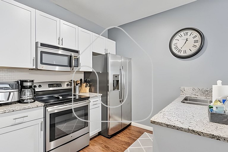 Modern 3BR Condo near Disney + Resort Pool