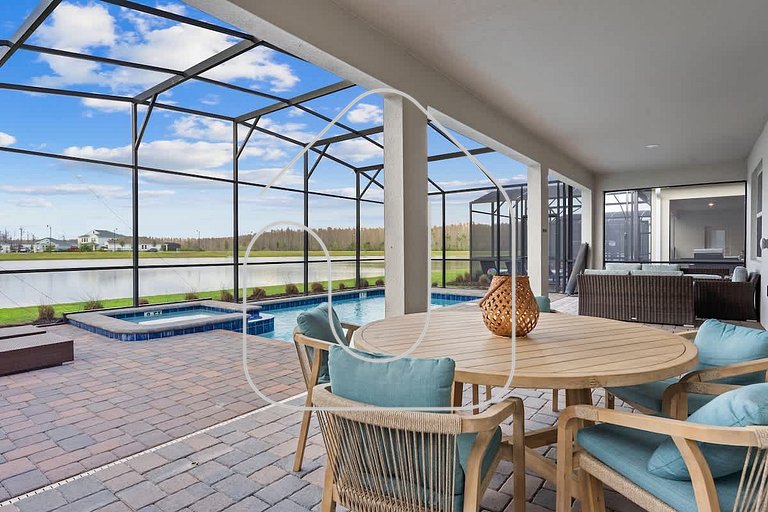 Casa 7Q Storey Lake c/ Piscina, Spa e Game Room