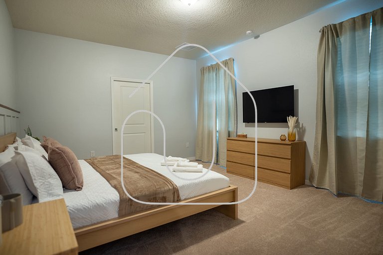 0BR Windsor Cay Home w/ Pool