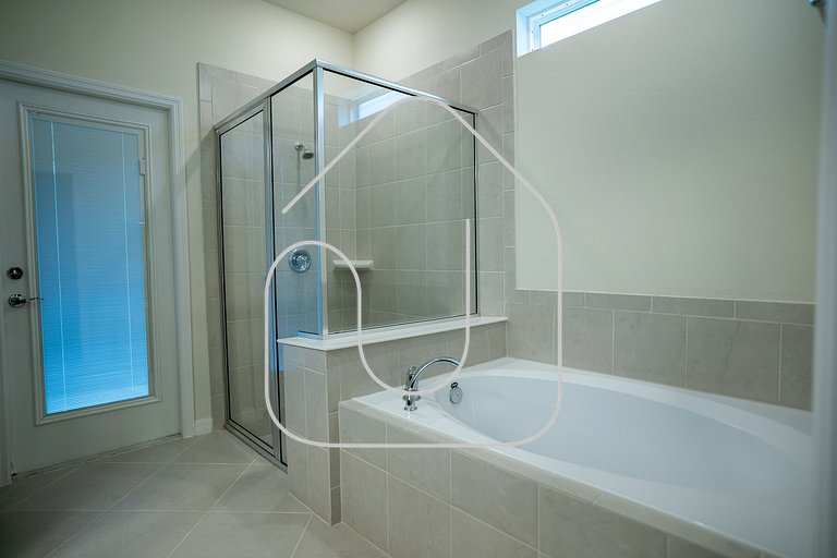 0BR Windsor Cay Home w/ Pool