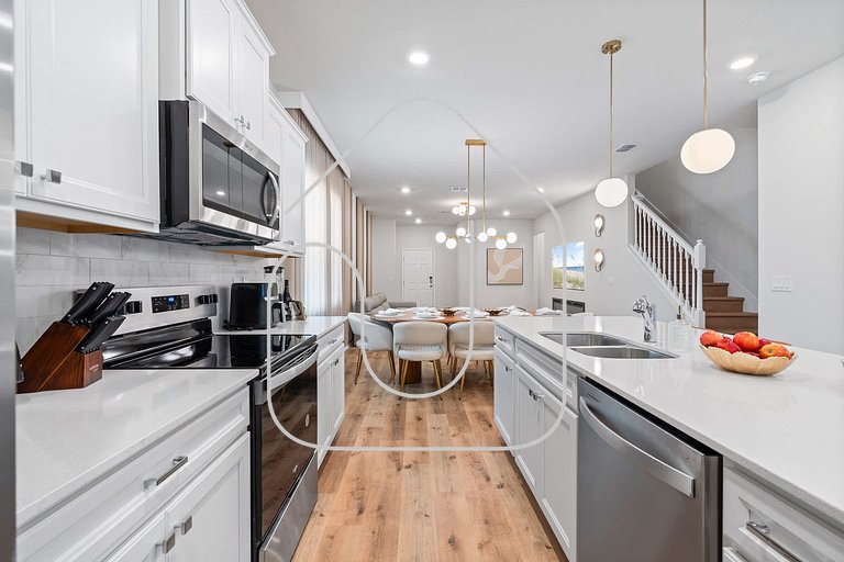 Luxury 5BR Villa with Pool and Themed Bedrooms