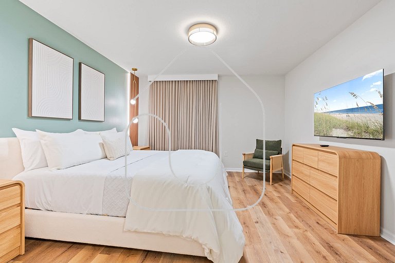 Vila Luxuosa 5 Quartos com Piscina e Lazer