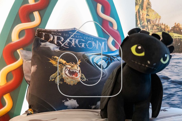 Vila Luxuosa 5 Quartos com Piscina e Lazer