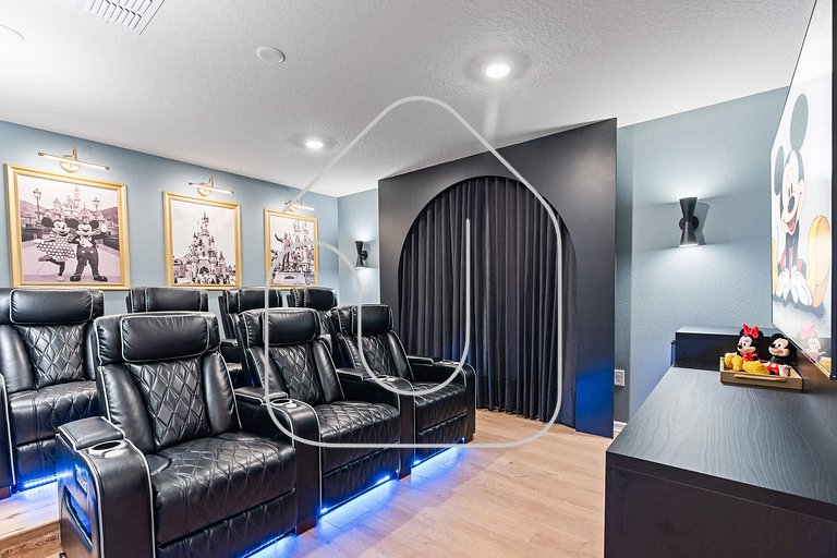 Luxury 5BR Villa with Pool and Themed Bedrooms