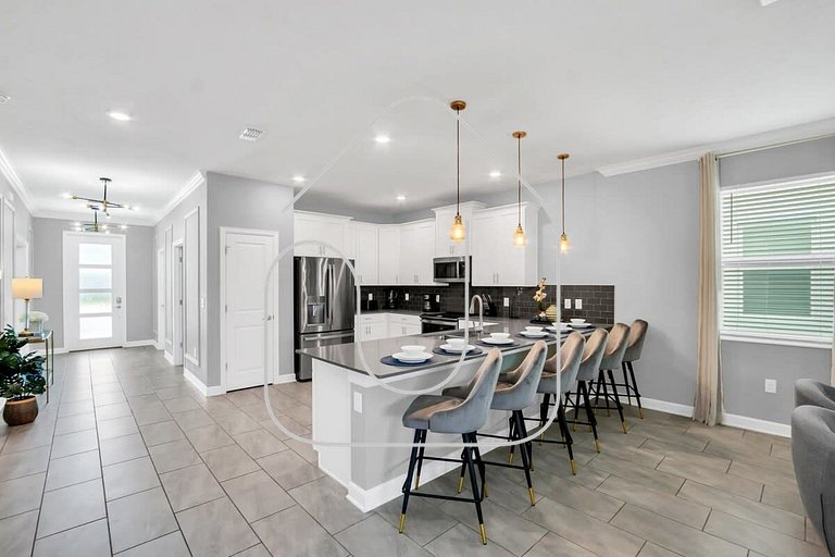 Storey Lake 9BR Villa w Pool, Theater, Game Room