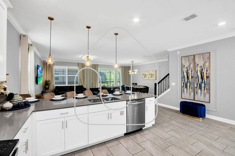 Storey Lake 9BR Villa w Pool, Theater, Game Room