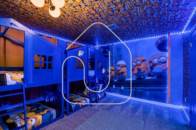 Storey Lake 9BR Villa w Pool, Theater, Game Room