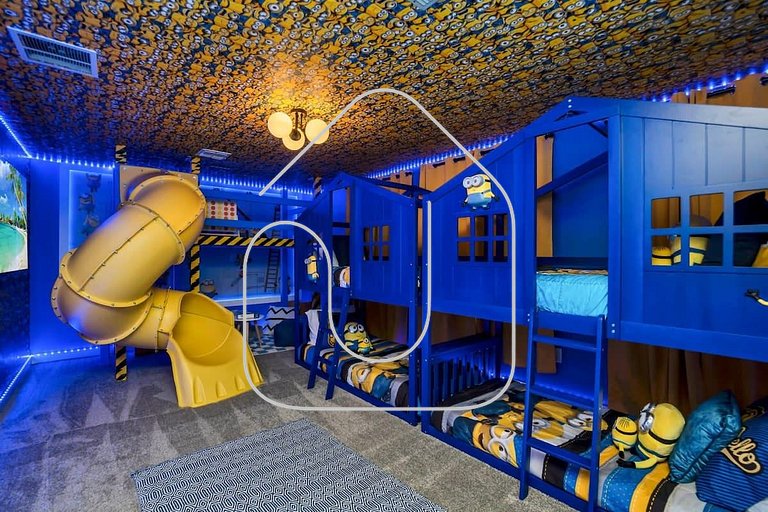 Storey Lake 9BR Villa w Pool, Theater, Game Room