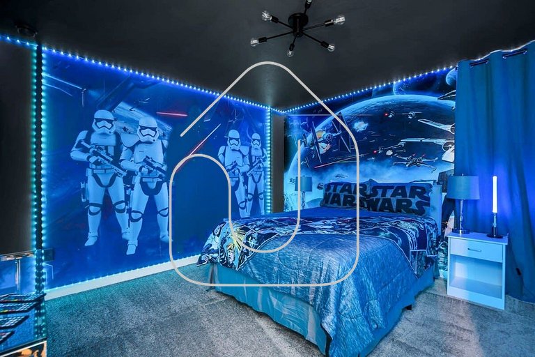 Storey Lake 9BR Villa w Pool, Theater, Game Room