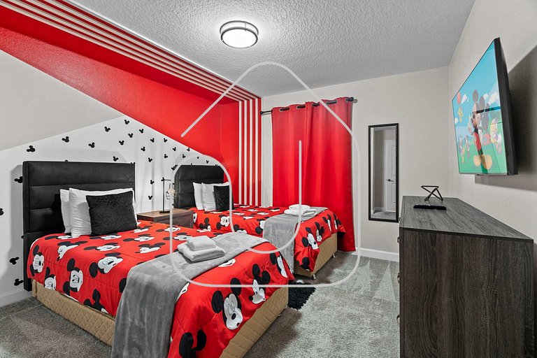 Villa 4Q c/ Piscina Priv. & Temática