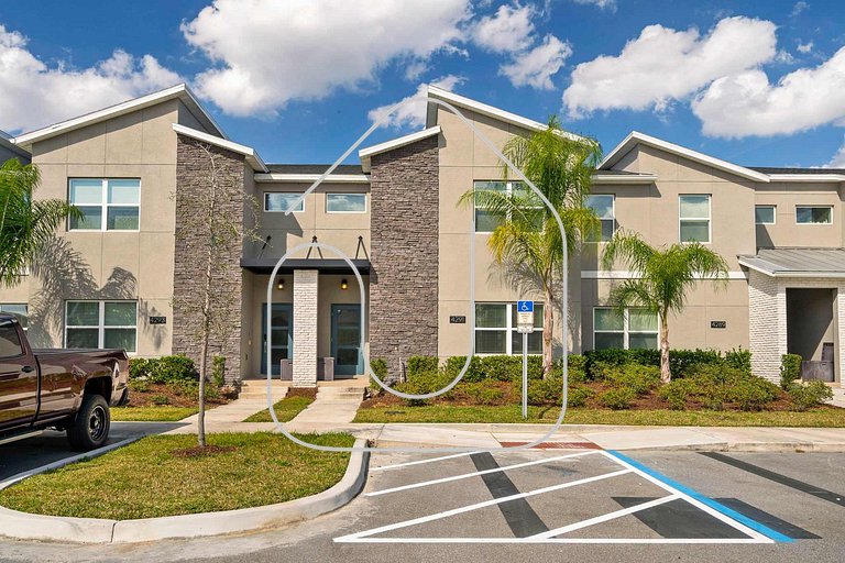 4BR Villa w/ Private Pool & Themed Rooms