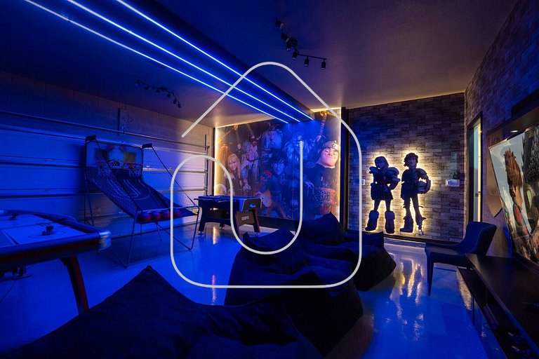 Solterra Resort 6BR/5.5BA • Pool/Spa • Up to 18