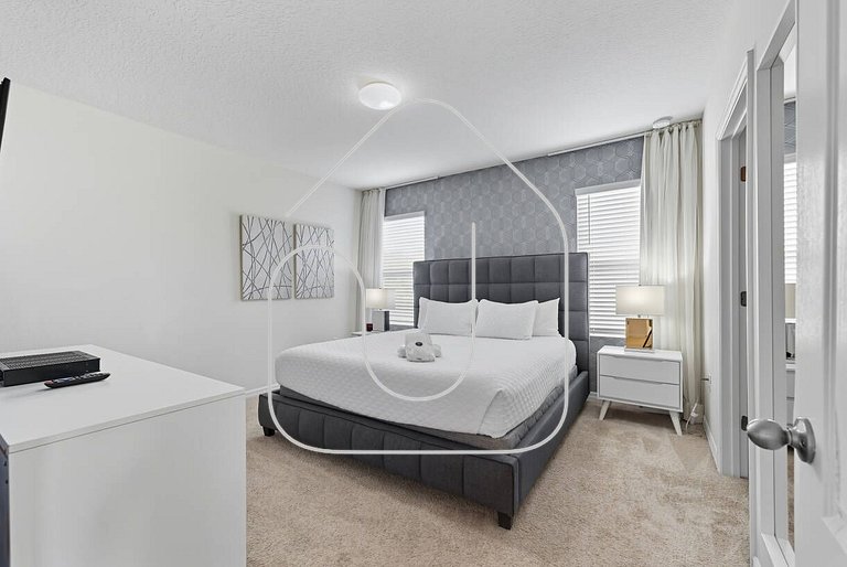 Solterra Resort 6BR/5.5BA • Pool/Spa • Up to 18