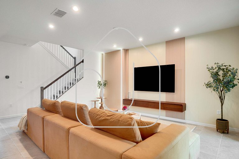 7 Q c/ Piscina & Game Room