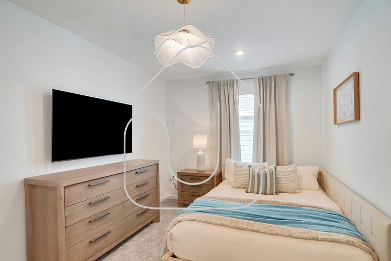 7 Q c/ Piscina & Game Room