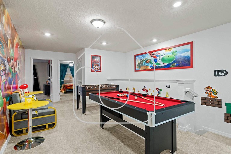 Themed 5BR Home + Pool at Windsor Cay