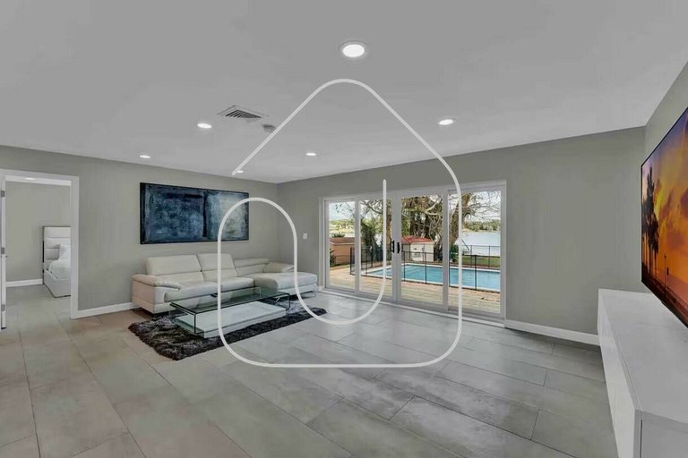 5BR Lakeview Home w/ Pool — 3min to Universal