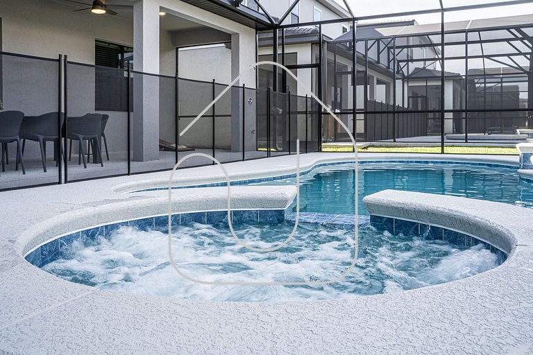 Luxury 8BR Villa w/ Cinema, Game Room, Pool