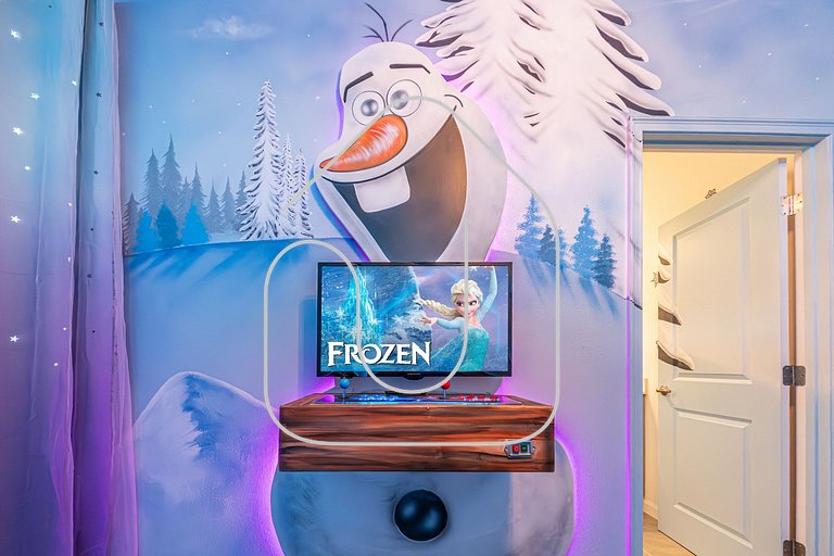 Mansão 8Q Disney c/ Cinema, Game Room, Piscina