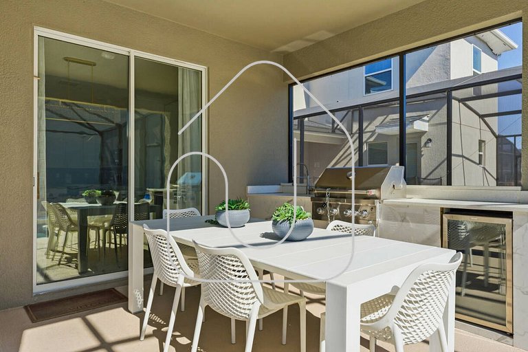 6BR / 5BA Villa w/ Pool & Spa – Storey Lake