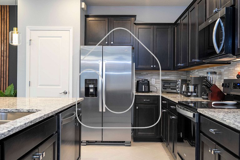 5BR Themed Villa w/ Private Pool