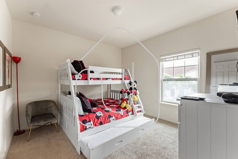 West Lucaya 4BR Home – 5min to Disney