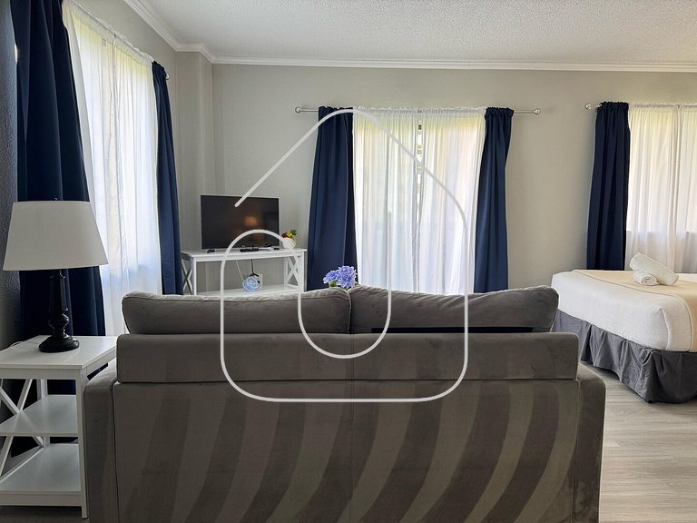 Estúdio Enclave 8 min da Universal c/ Piscina