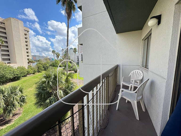 Enclave Studio – 1 mi to Universal w/ Pool