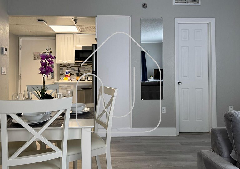 Enclave Studio – 1 mi to Universal w/ Pool