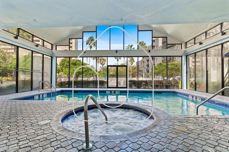 Enclave Studio – 1 mi to Universal w/ Pool