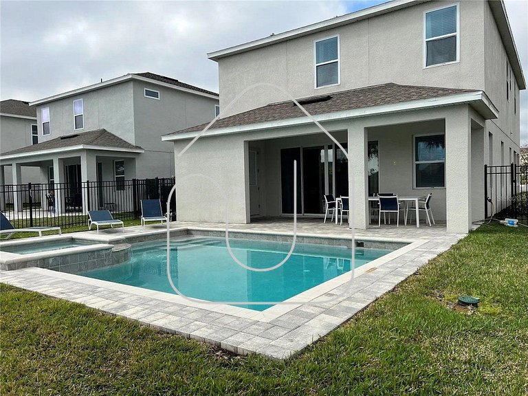 Casa 5Q em Encore– Piscina & Spa Privados