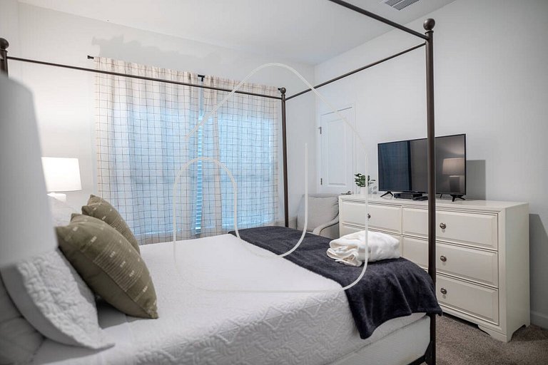 Disney Area 4BR Home w/ Pool & Themed Rooms
