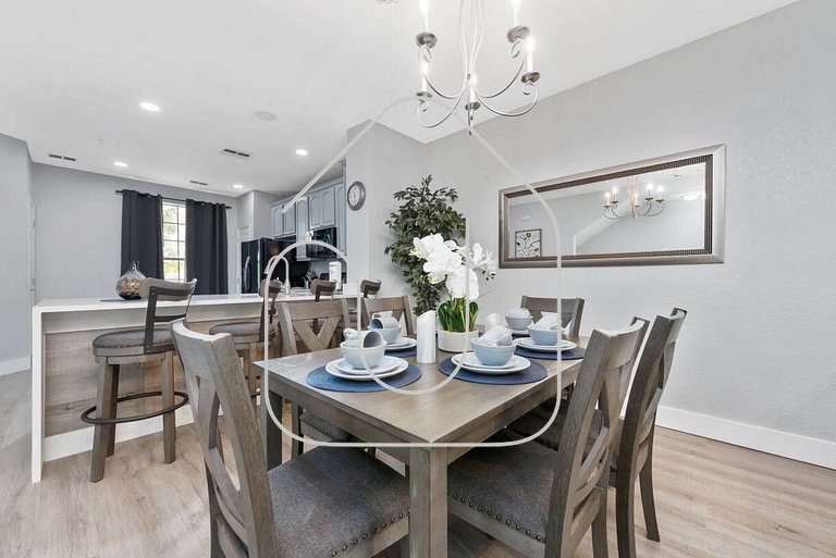 Vista Cay 3BR Townhome- Near Universal