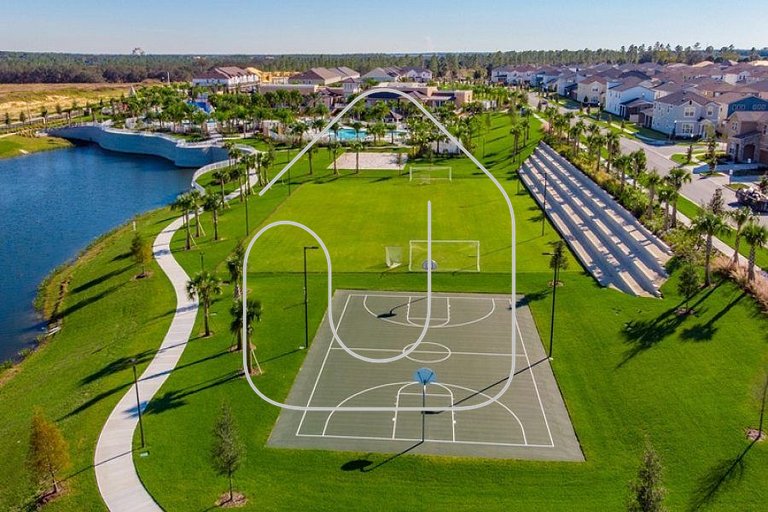 Solara 9BR Luxury + Game Room & Pool