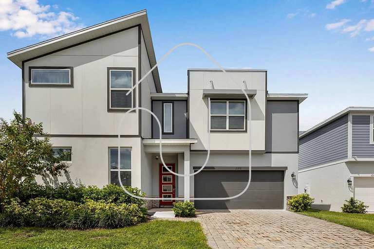 Solara 9BR Luxury + Game Room & Pool