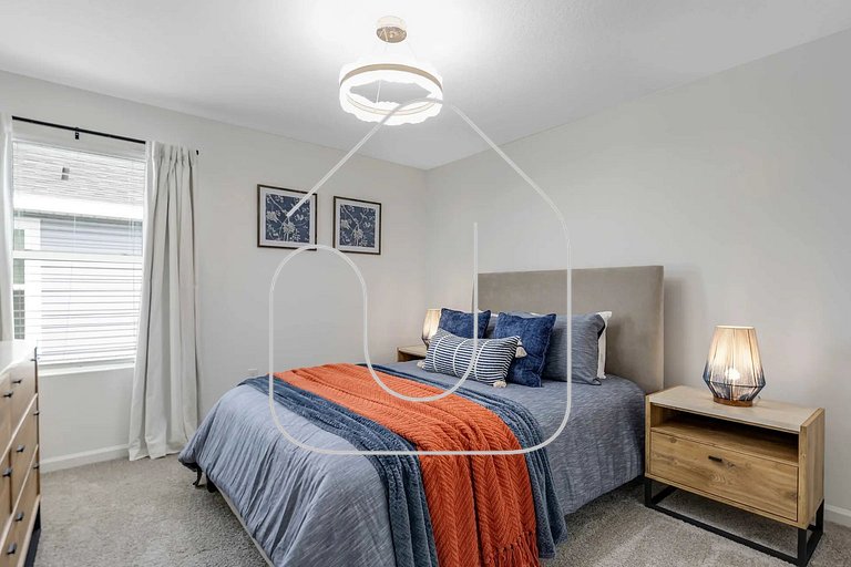 Solara 9BR Luxury + Game Room & Pool