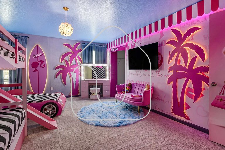 Solara 9BR Luxury + Game Room & Pool