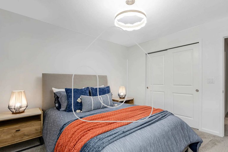 Solara 9BR Luxury + Game Room & Pool