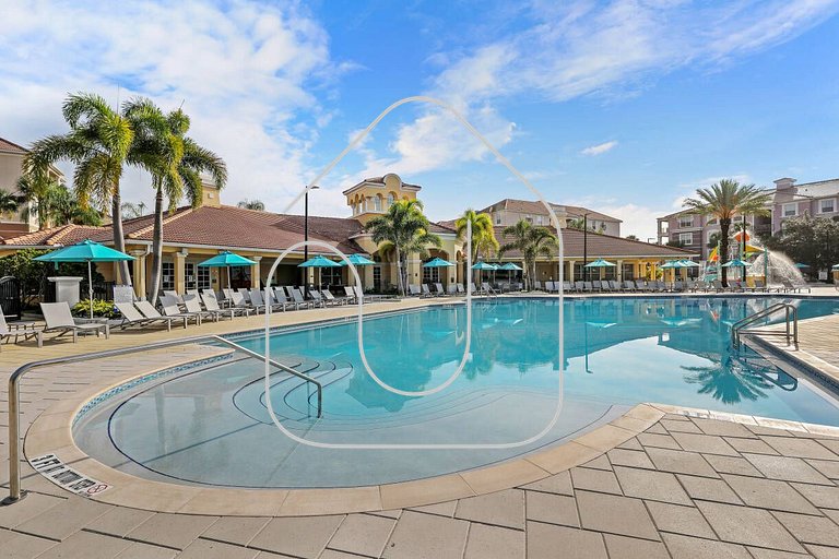 Vista Cay 3BR Condo w/ Balcony & Heated Pool