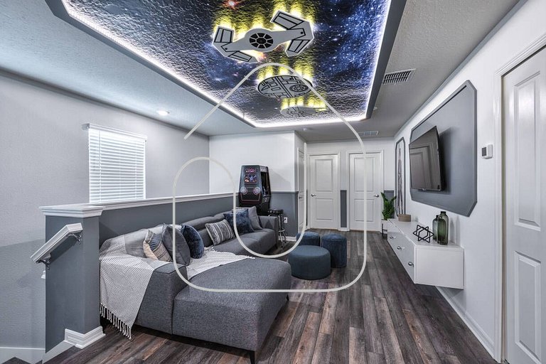 5BR Windsor Island Home w/ Private Pool