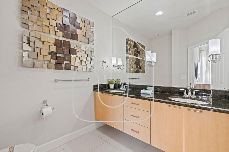 Amazing 3BDR with private pool - 1605